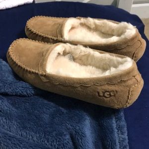 Ugg slip ons.